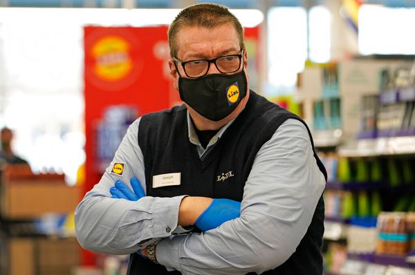 Vaccine Delays Leave Grocery Workers Feeling Expendable