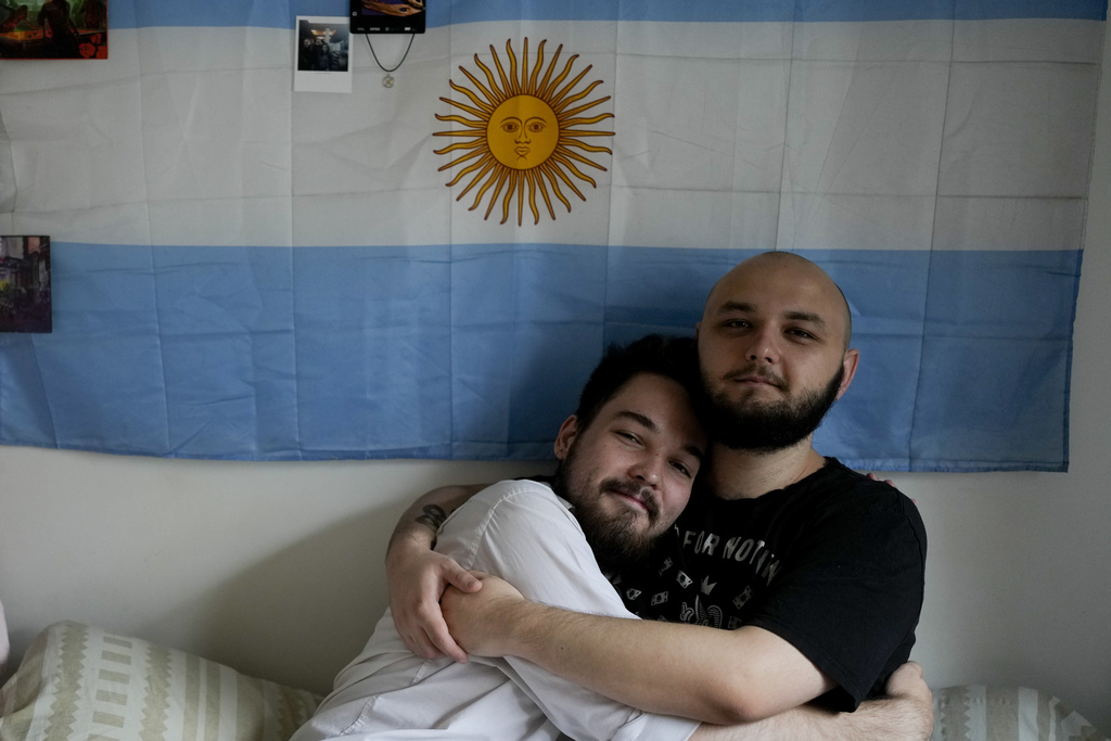Growing Number of LGBTQ+ Russians Seek Refuge from War, Discrimination in Argentina